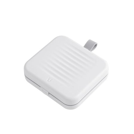 Magneettinen ompelurasia, kannettava pieni kaksinkertainen magneettinen ompelurasia-sarja kotiin, asuntolaan, matkalle, valkoinen