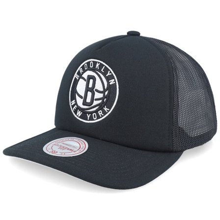 Mitchell & Ness - NBA Zwart trucker Cap - Brooklyn Nets Evergreen Black Trucker @ Hatstore