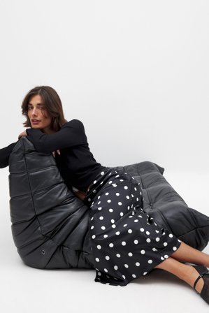 Linn Eklund x NA-KD Satin Dot Print Maxi Skirt - Satin nederdele - Dotted - EU 38