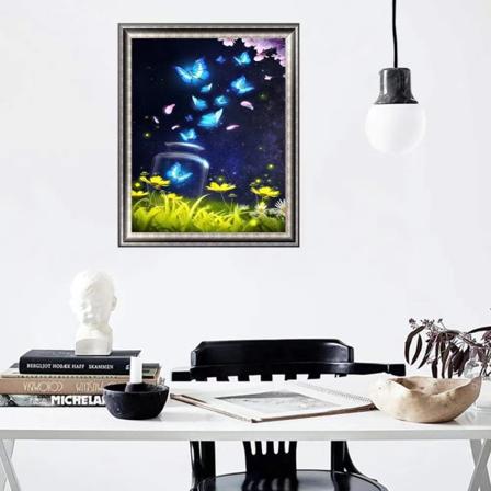 Timanttimaalaus DIY 5D Timanttimaalaus - 30x40cm-perhonen - hirsi