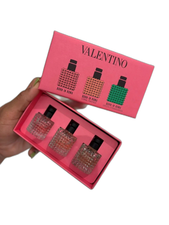 Valentino Born in Roma miniset