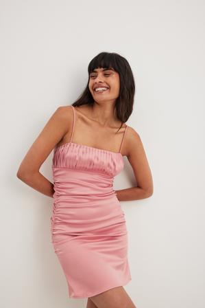 Molly Rustas x NA-KD Robe mini froncée - Robes courtes - Rose - EU 36