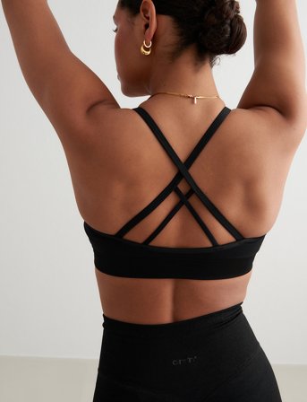 aim ́n Shape Seamless Cross Back Bra - Black - M