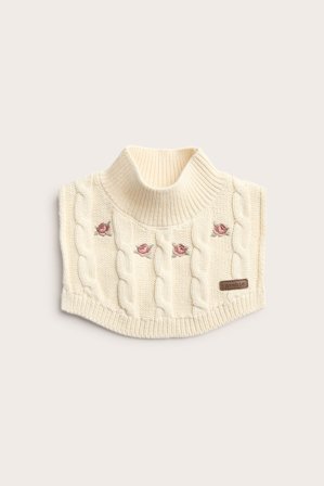 Newbie | Stickad fuskpolo med rosor | Ljusbeige