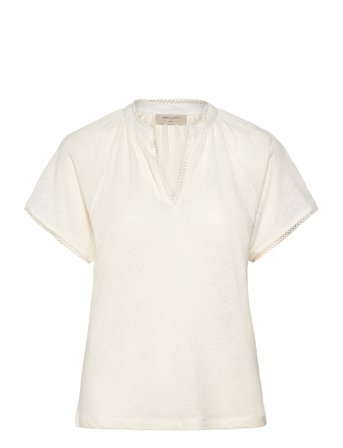 FREE/QUENT | T-Shirt From Freequent In A Soft Linen Material. The T-Shirt Has Fine Back Pleat | S