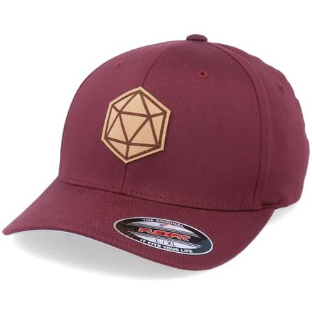 Gamerz - Röd flexfit Keps - D20 Patch Maroon Flexfit @ Hatstore