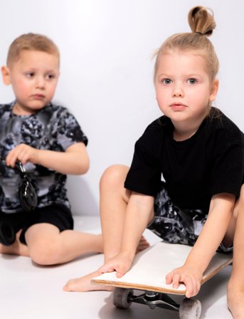 Gugguu Classic Baggy Shorts - Black - 128