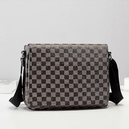 Nahka-ruudullinen olkalaukku