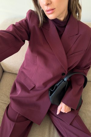 NA-KD Regular blazer med omlott - Figursydd kavaj - Burgundy - EU 42