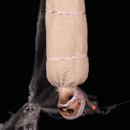 Halloween-ripustusruumis LED-valolla ja äänellä - Pelottava ja karmiva muumio - Haukutustalon rekvisiitta sisä- ja ulkokäyttöön - Baaripiha - Puun 