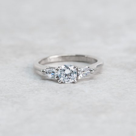 Förlovningsring Mandelblom, 18K Vitguld - Förlovning- och vigselringar