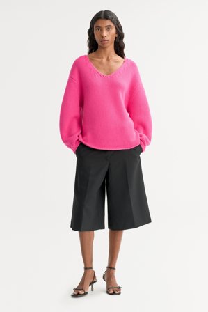 Soft Goat - Puff Sleeve V-neck - Women cashmere sweater - M - Fuchsia
