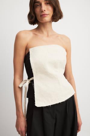 NA-KD Asymmetrisk topp med blandad kvalité och knytdetalj - Tubtoppar - Svart - EU 34