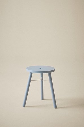 Jotex - Pall Furu - Järn - MDF Ljusblå KINNA - Köp Pallar hos Jotex