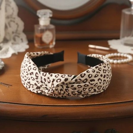 Krydset Satin Hovedbånd til Hår med Blødt Leopardprint Chic Beige