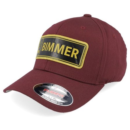 Iconic - Röd flexfit Keps - Bimmer Gold License Plate Maroon Flexfit @ Hatstore