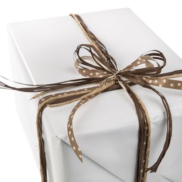 GAVEPAPIR HVITT HALVBLANKT