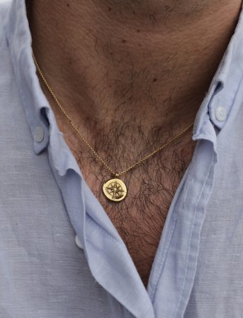 Samie Compass Necklace - Gold - ONE SIZE