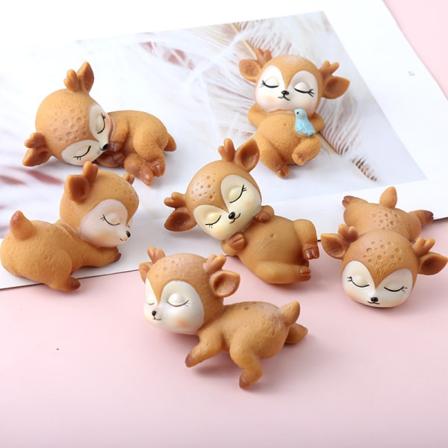 6 stk. Mini søde harpiks hjor figurer ornamenter boligindretning til Offcie Deskt