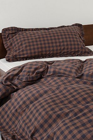 Jotex - Frill Putetrekk Med Volangen Økologisk 50x90 Cm Brun/svart - LAUREN - Kjøp Putevar hos Jotex