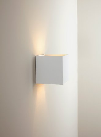 Zanna firkantet vegglampe - hvit