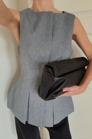 NA-KD Skräddarsydd peplumtopp - Ärmlösa toppar - Grå - EU 44