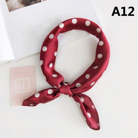 Luonnonsilkkihuivi Naisten print neliömäinen huivi - täydellinen A12