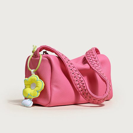 Moderigtig rosenrød PU håndtaske med vedhæng til kvinder