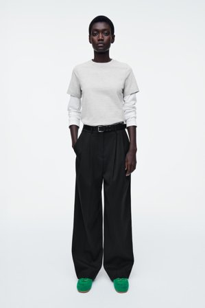 COS Frauen Schlichte Sneakers Aus Leder in Grün