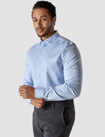 Shaping New Tomorrow - Classic Shirt - Light Blue Stripes - Slim Fit - Male - Size L