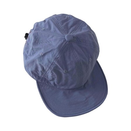 Lätta, snabbtorkande basebollkepsar för barn. Andningsbara basebollkepsar erbjuder UPF50+ solskydd för utomhuslek, åldrar 3 till 12, Ljusblå