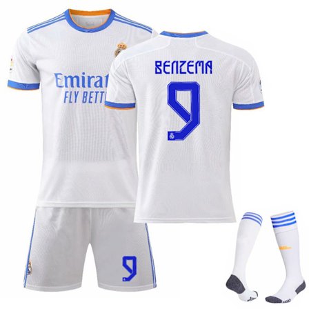 Lapsi / Aikuinen 21 22 World Cup Real Madrid Home Jersey set