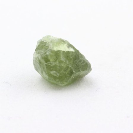 Sten og mineraler. Peridot. 4.445 øre. Almklovdalen, Vanylven, Norge.