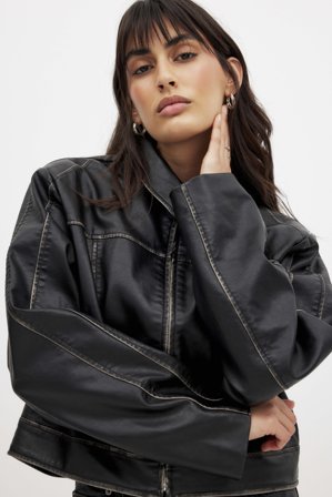 NA-KD Trend Verwaschene PU-Jacke mit Details - Kunstlederjacken - Schwarz - EU 34