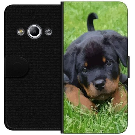 Kompatibel Tegnebogsetui til Samsung Galaxy Xcover 3 Rottweilerhvalp i grønt græs med mørke markerede træk, sødt udseende og blød pels, detaljer