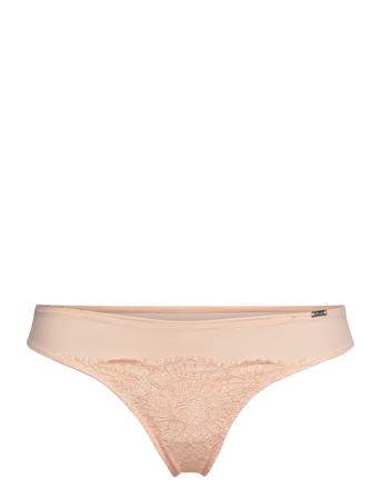 Brief Nora Thong Low Stringit Alusvaatteet Kermanvärinen Lindex