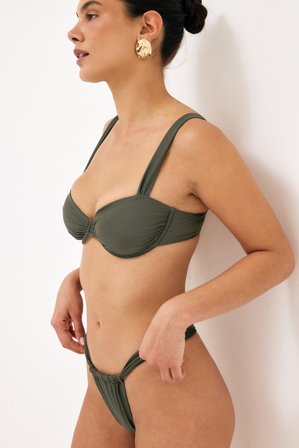 NA-KD Bikinibh med vid draperad bygel - Bikini - Grön - EU 70D