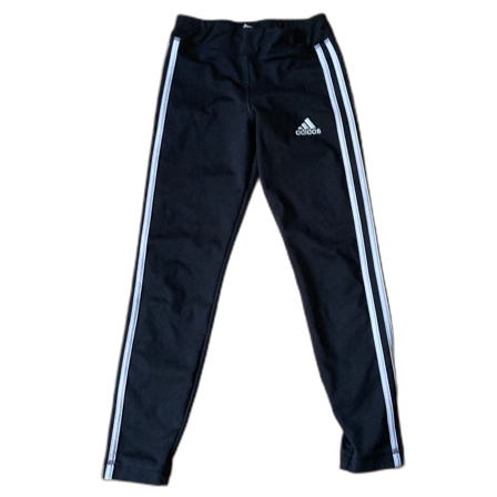 Svarta tränigstihgts