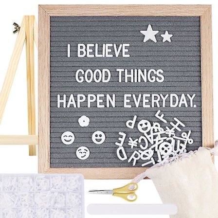 STOBOK 10x10 tuuman harmaa huopataulun setti, jossa 580 merkkiä, 1 puinen jalusta, 1 säilytyspussi, 1 sakset, 1 kynsiviila, 1 kirjainsäilytyslaatikko