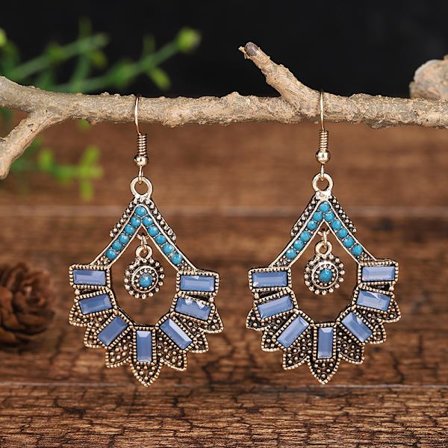 2023 nytt retro färgstarkt solfjäderformat ihåligt örondroppshängande bohemisk etnisk stil gränsöverskridande leverans Amazon