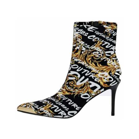 Versace Jeans Couture Tronchetto glamour con stampa barocca e punta rifinita con placchetta logata donna Versace Jeans Couture 73Va3S51-Zs371 Nero/Oro