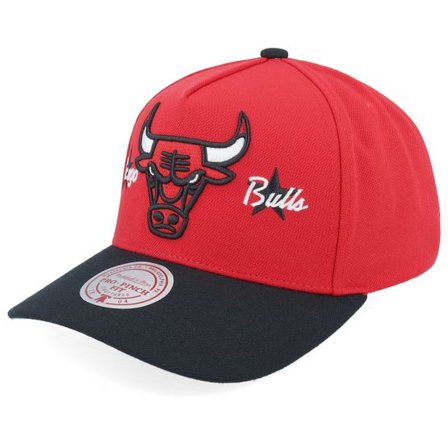 Mitchell & Ness - NBA Röd adjustable Keps - Chicago Bulls Hook Stars Pro Pinch Red/Black A-Frame Adjustable @ Hatstore