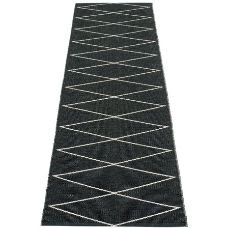 Pappelina Gulvtæppe Max, 70 x 240 cm., black/vanilla | KitchenOne