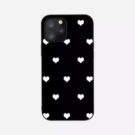 Fint Skal För Alla Iphone 14 Modeller Svart Med Vita Hjärtan Black One Size