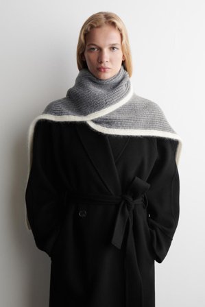 COS Women's Chunky Wool-Mohair Scarf in Grey