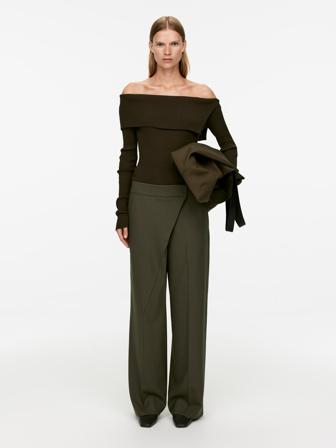 ARKET | Relaxed Wrap Trousers | Green | 40