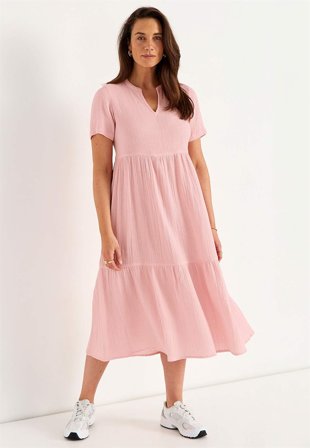 Cellbes of Sweden - Klänning i krinklad bomull - ljusrosa - för damer - 38/40