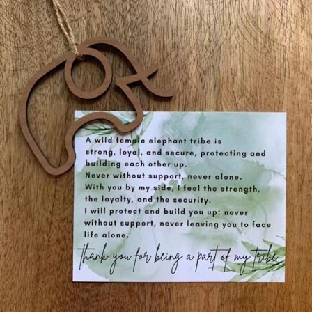 Villin naarasnorsun onnittelukortit C C