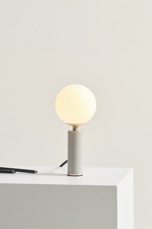 Jotex - ABBEY bordlampe Grey - Kjøp Bordlamper hos Jotex