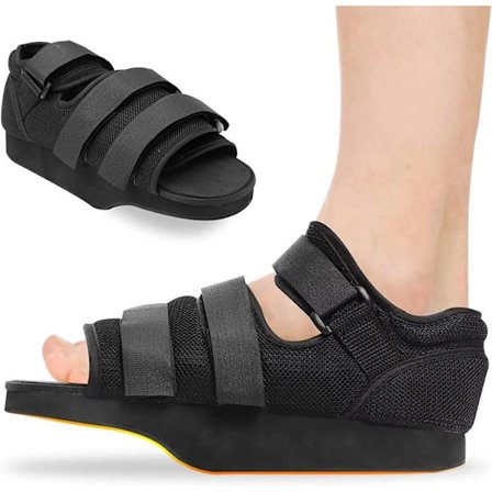 En postoperativ sko egnet til aflastning af foden efter tåamputation. En postoperativ kilebandage egnet til mænd og kvinder, medium størrelse